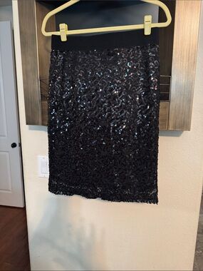IMAN Black Sequin Pencil Skirt